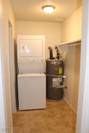 $995 | 3955 Visby Lane, Las Vegas, NV 89119