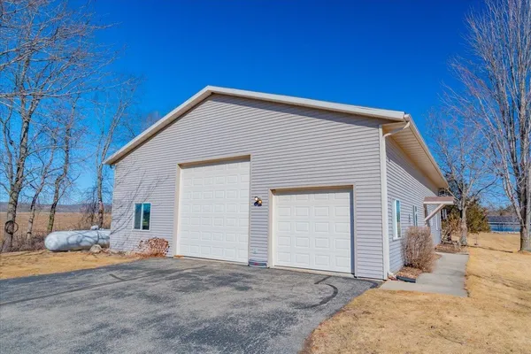 $1,295,000 | N4723 Ridgeview Drive, Portage, WI 53901
