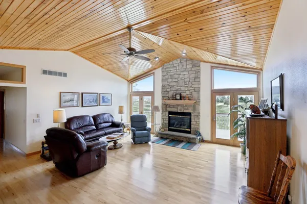 $1,295,000 | N4723 Ridgeview Drive, Portage, WI 53901