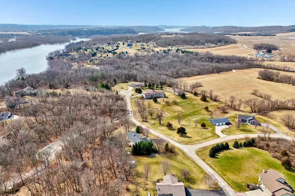 $1,295,000 | N4723 Ridgeview Drive, Portage, WI 53901