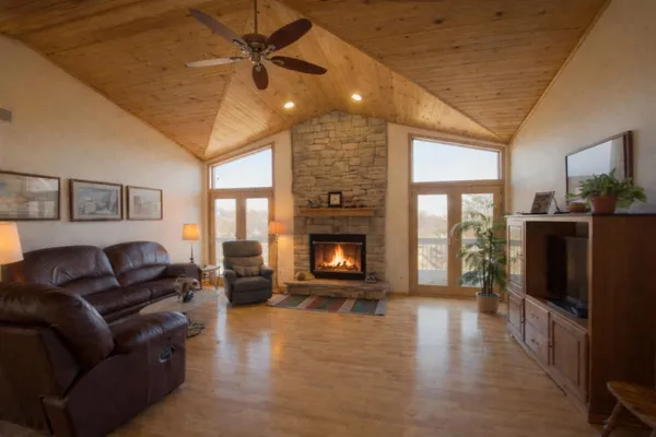 $1,295,000 | N4723 Ridgeview Drive, Portage, WI 53901