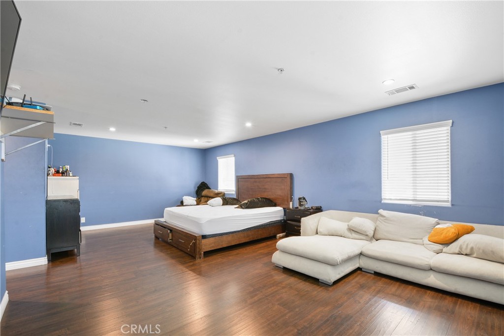 9261 Cedar Street Bellflower, CA 90706 - Photo 20 of 33