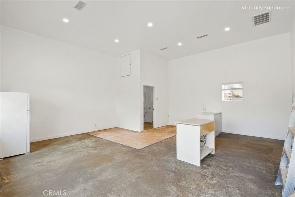 9261 Cedar Street Bellflower, CA 90706 - Photo 28 of 33