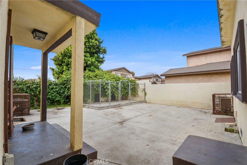 9261 Cedar Street Bellflower, CA 90706 - Photo 29 of 33