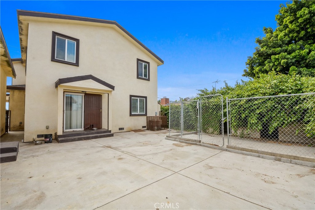 9261 Cedar Street Bellflower, CA 90706 - Photo 31 of 33