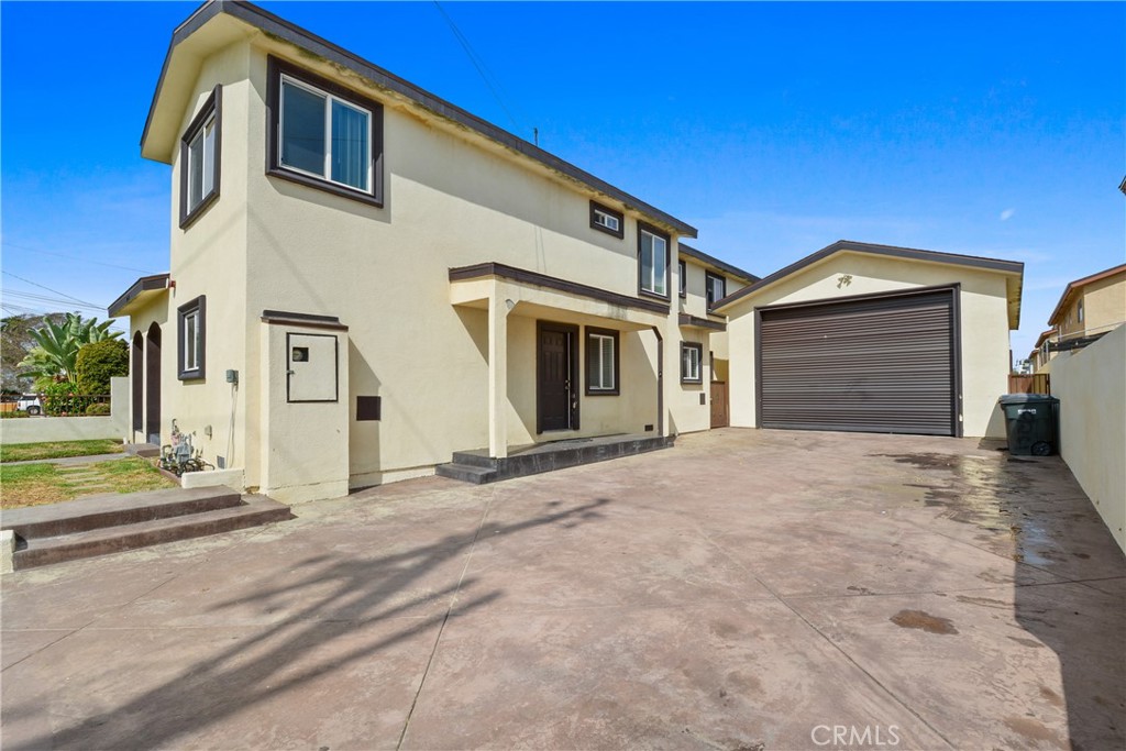 9261 Cedar Street Bellflower, CA 90706 - Photo 4 of 33
