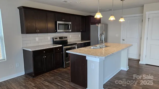 $400,000 | 705 Anglin Forest Way, Charlotte, NC 28214