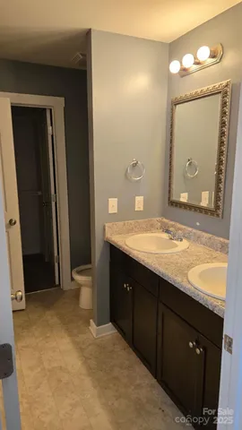 $400,000 | 705 Anglin Forest Way, Charlotte, NC 28214