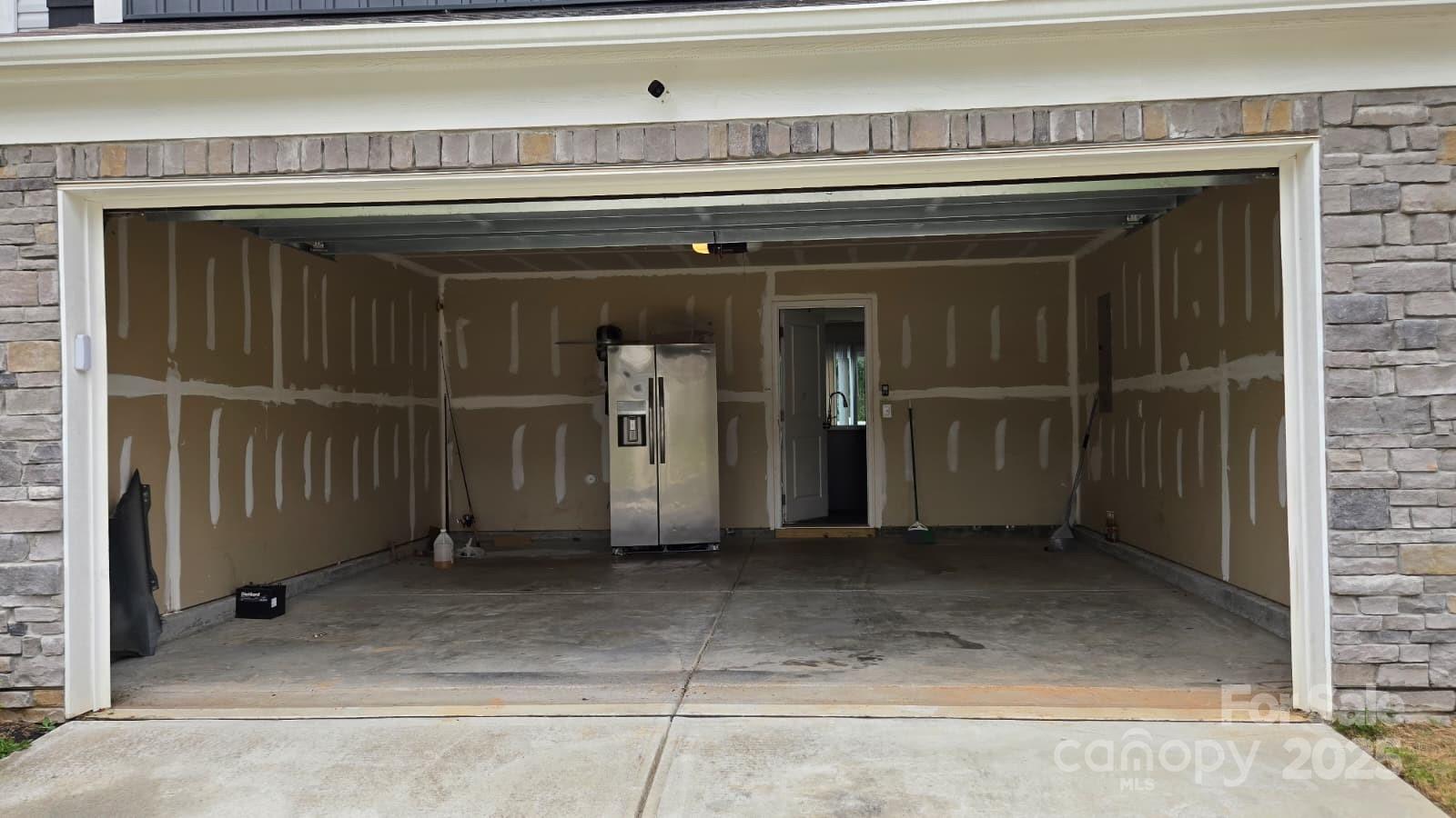 705 Anglin Forest Way Charlotte, NC 28214 - Photo 3 of 36