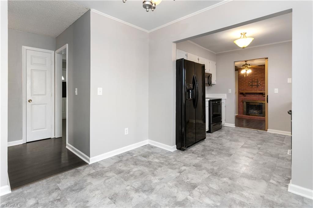 829 Laverton Lane Rural Hall, NC 27045 - Photo 6 of 32 Gallery Image 6