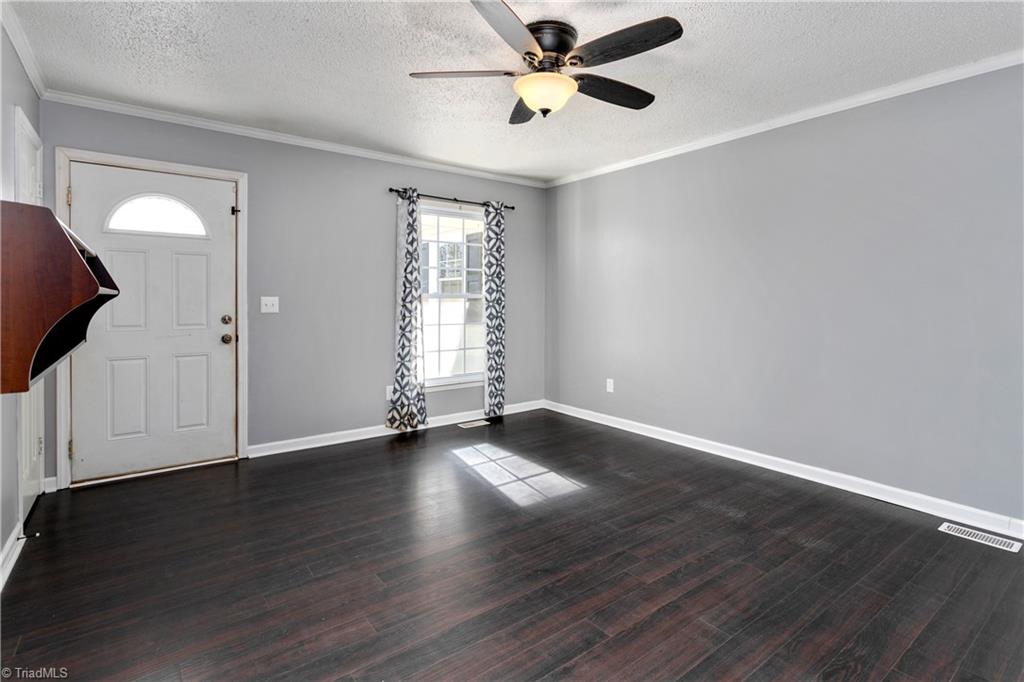 829 Laverton Lane Rural Hall, NC 27045 - Photo 8 of 32 Gallery Image 8