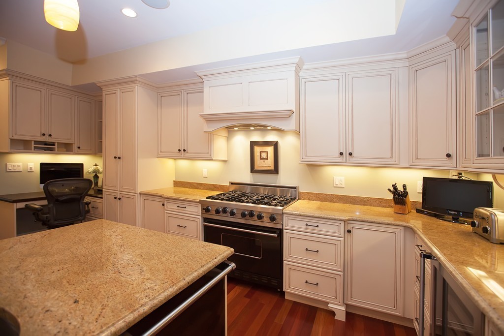 43 Backriver Road, Unit 43 Hingham, MA 02043 - Photo 8 of 27 Gallery Image 8