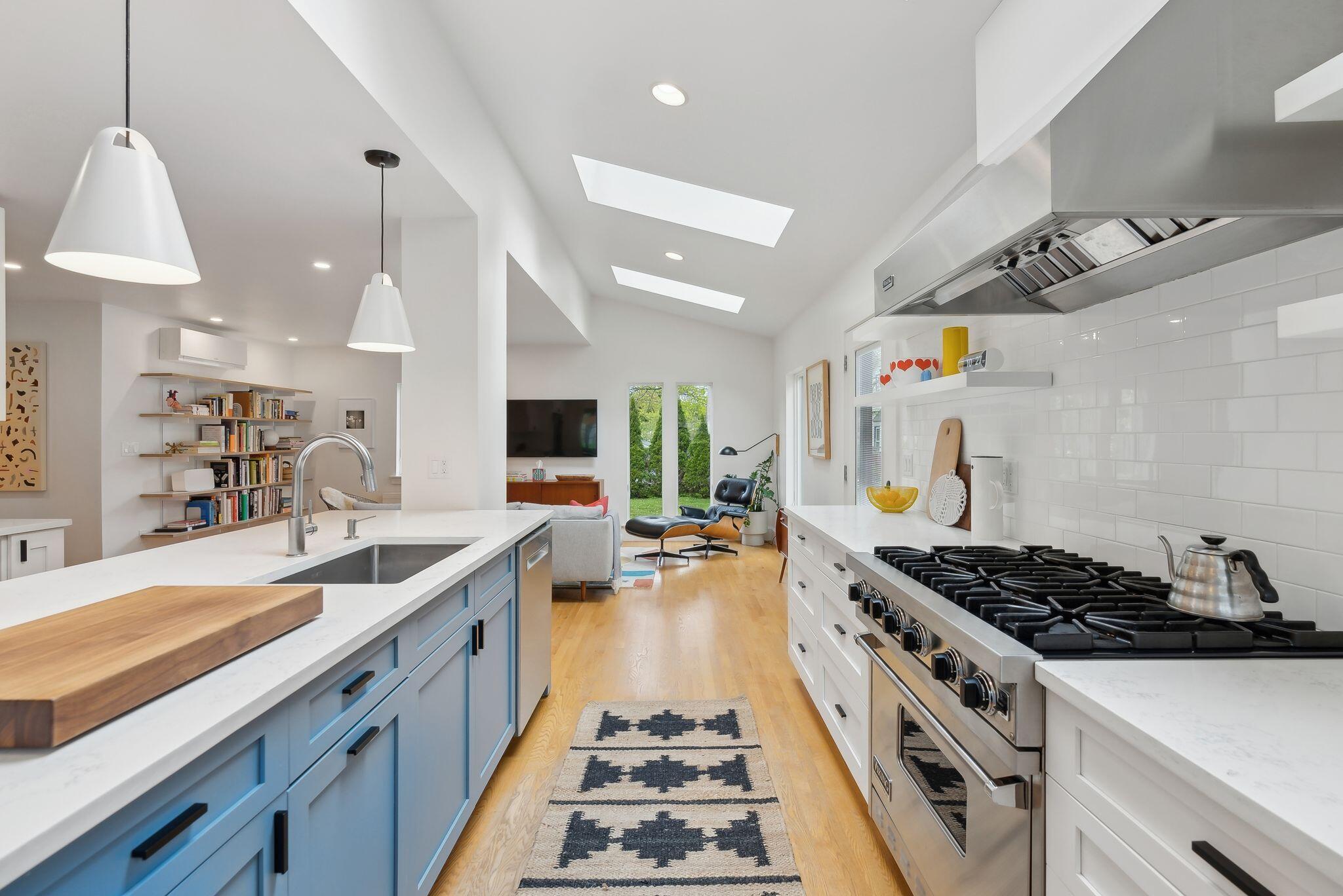 31 Forest Road Cape Elizabeth, ME 04107 - Photo 10 of 34 Kitchen