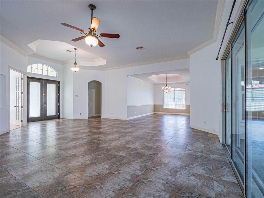 5836 Pine Ridge Circle Vero Beach, FL 32967 - Photo 4 of 36