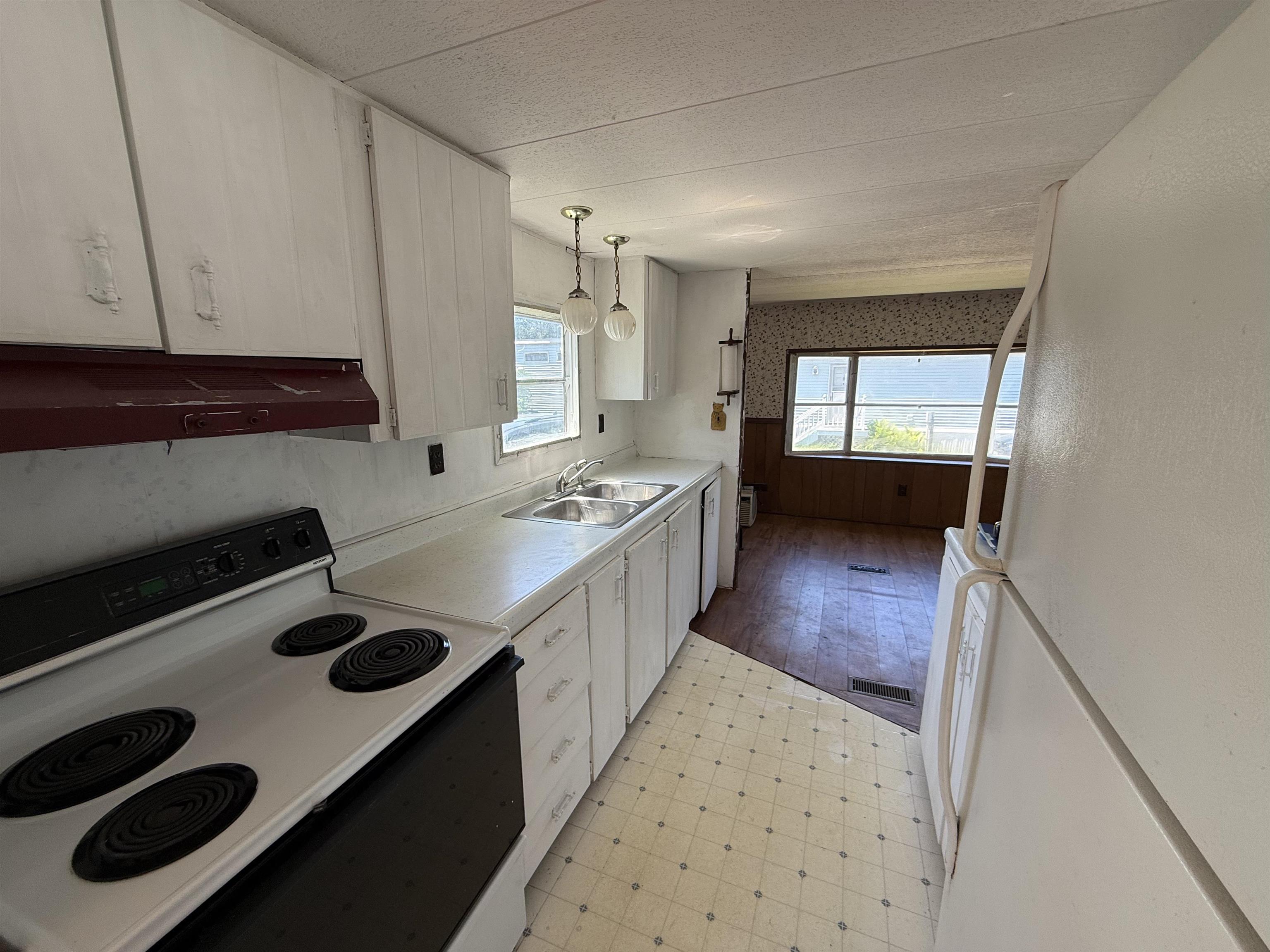 136 7th Street Colchester, VT 05446 - Photo 31 of 52
