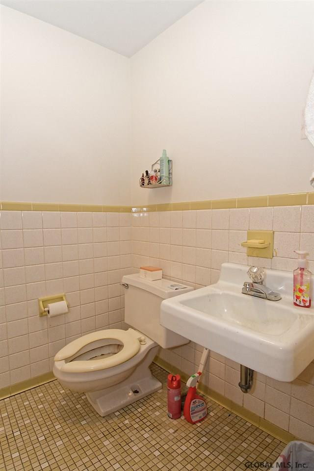 1 Alton Road Guilderland, NY 12203 - Photo 42 of 63 Photo 51