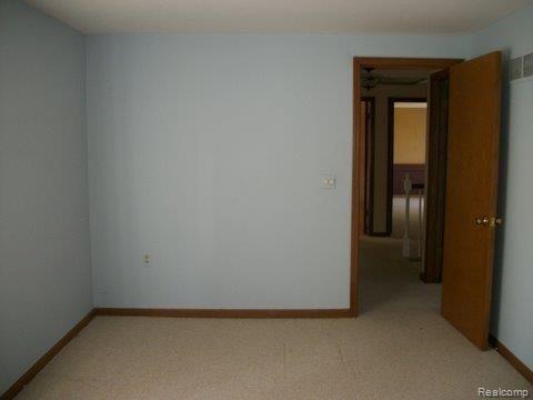 15872 Nathan Drive Macomb, MI 48044 - Photo 9 of 16 BED 2 AGAIN