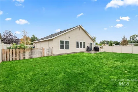 $400,000 | 15498 North Bonelli Avenue, Nampa, ID 83651