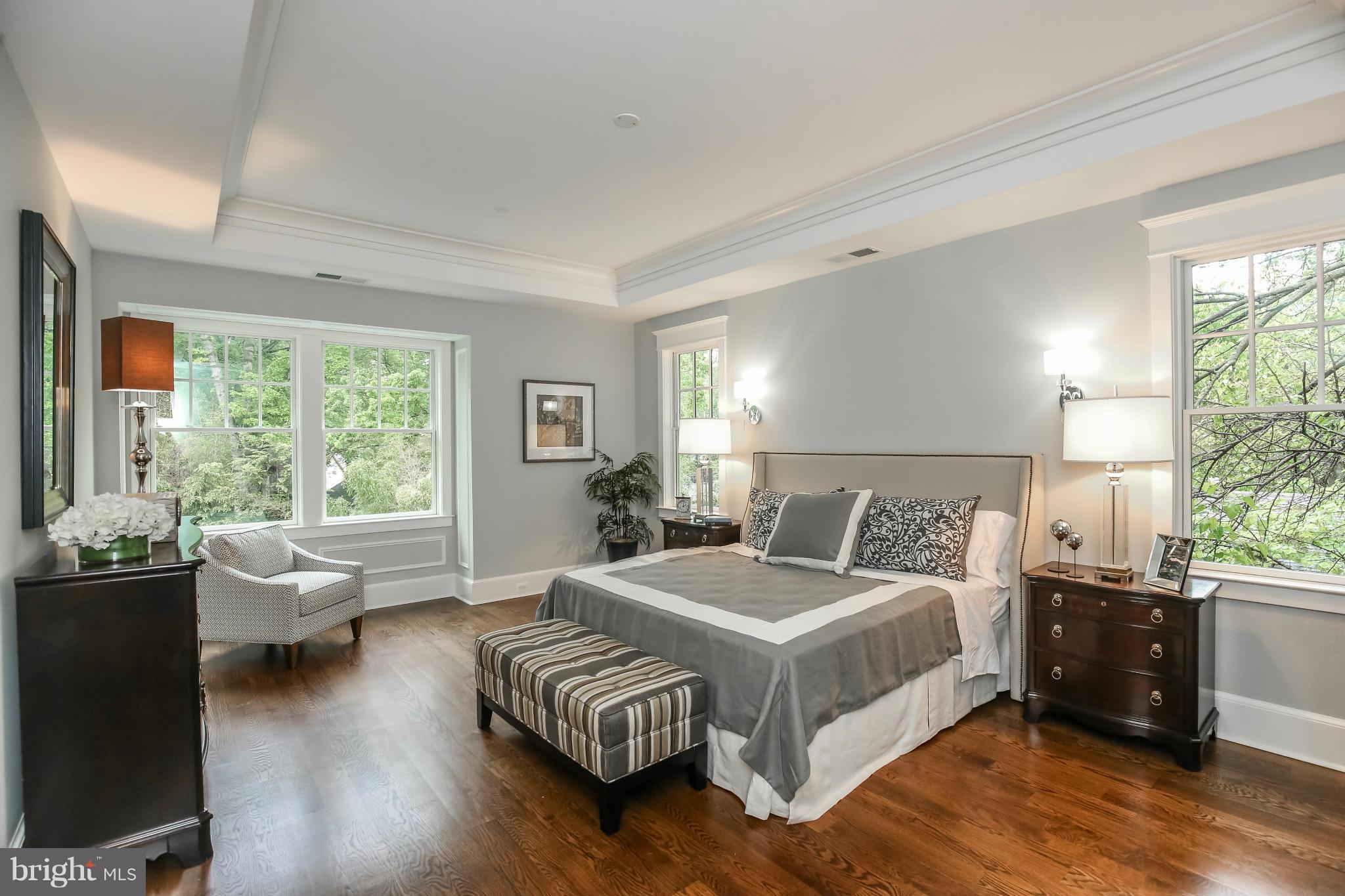5302 Iroquois Road Bethesda, MD 20816 - Photo 14 of 26 Owner's Suite