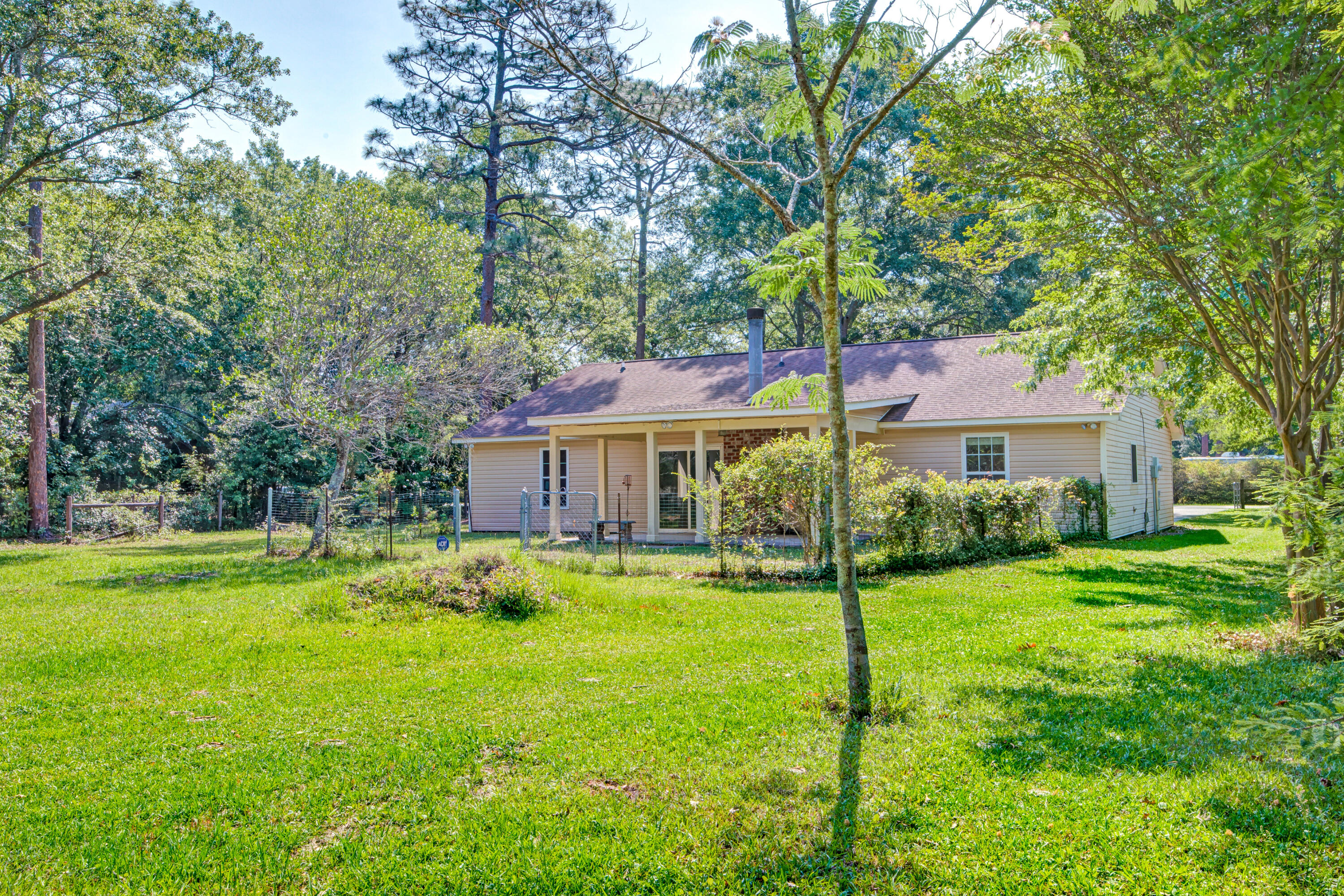 441 Compton Drive Moncks Corner, SC 29461 - Photo 40 of 47 DSC_9197_198_199_200_201