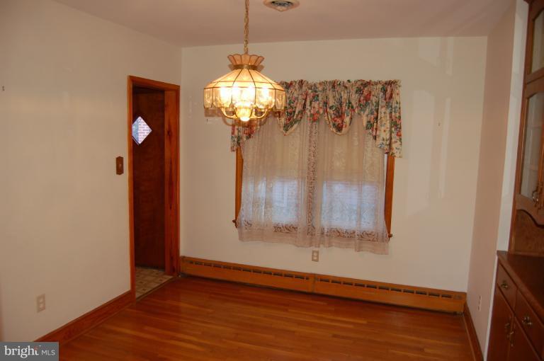 921 Braxton Road Front Royal, VA 22630 - Photo 12 of 30 Bedroom