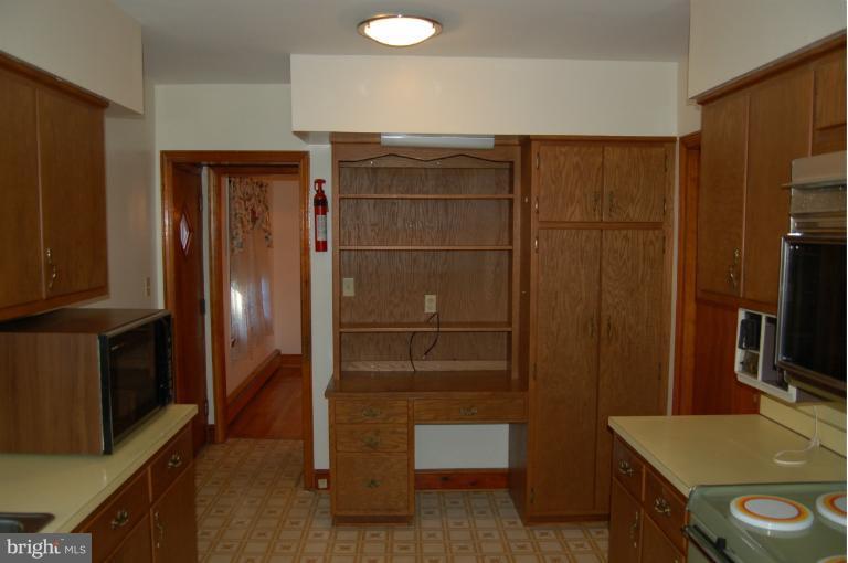 921 Braxton Road Front Royal, VA 22630 - Photo 24 of 30 Kitchen