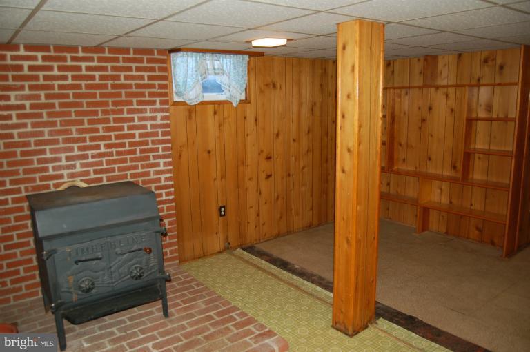 921 Braxton Road Front Royal, VA 22630 - Photo 25 of 30 Wood Stove Rec Room