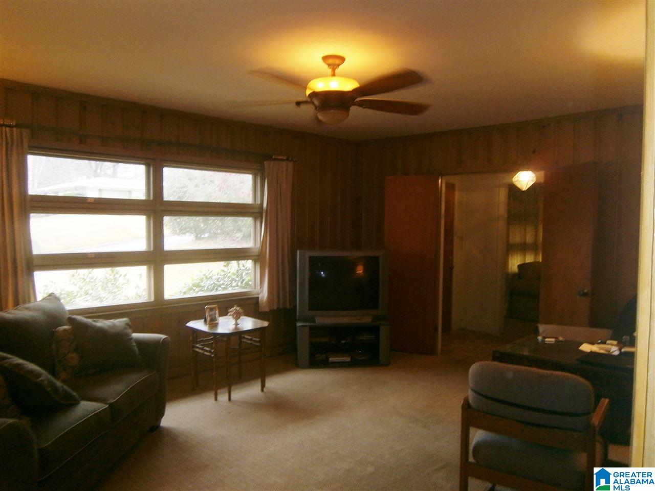 533 Hampton Drive Birmingham, AL 35209 - Photo 3 of 11