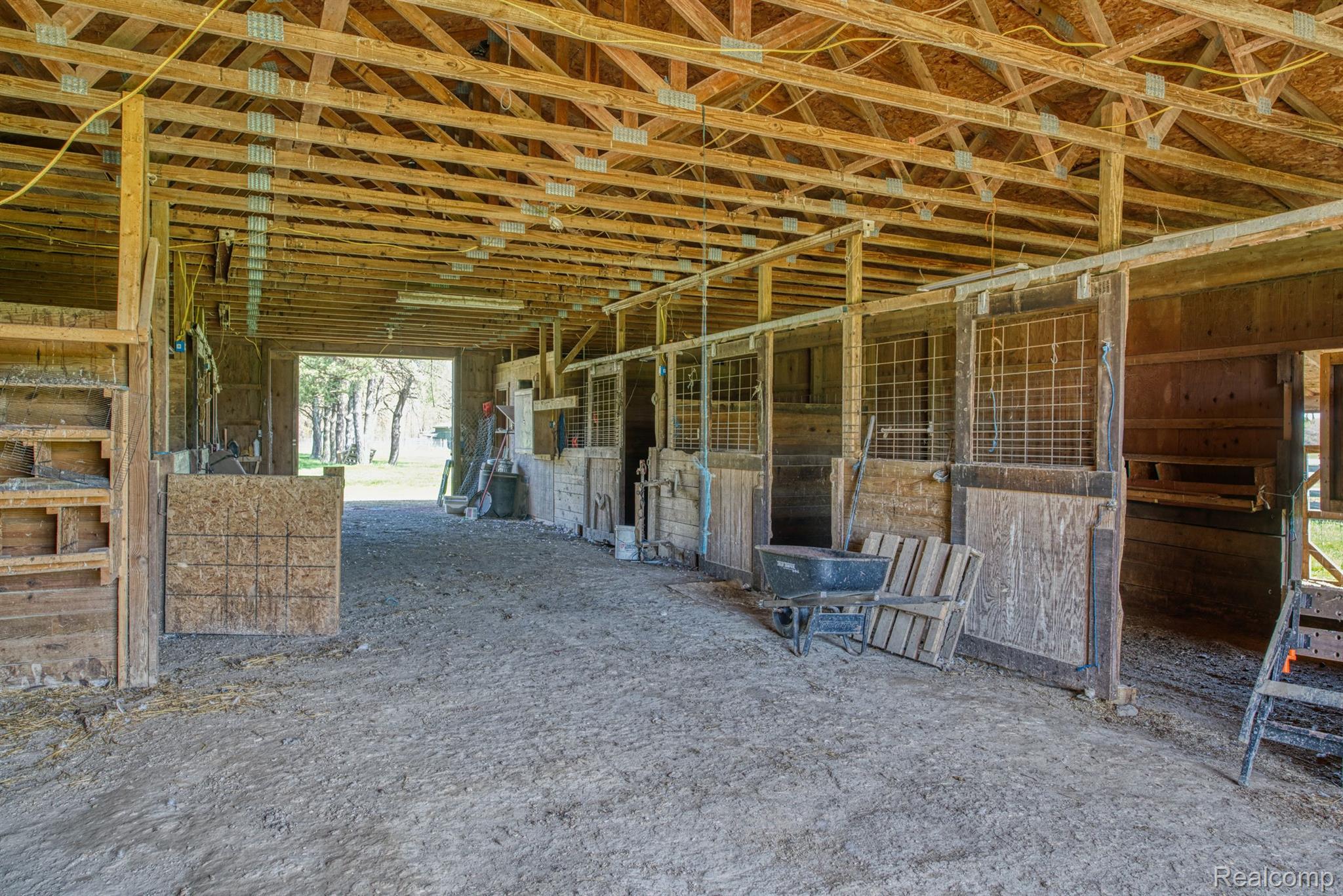 10451 Oak Grove Road Howell, MI 48855 - Photo 28 of 34 Gallery Image 28