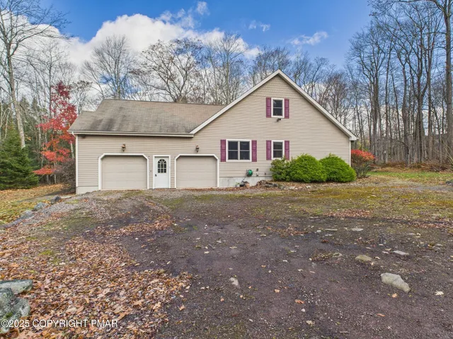 $449,999 | 1286 Blackberry Road, Pocono Lake, PA 18347
