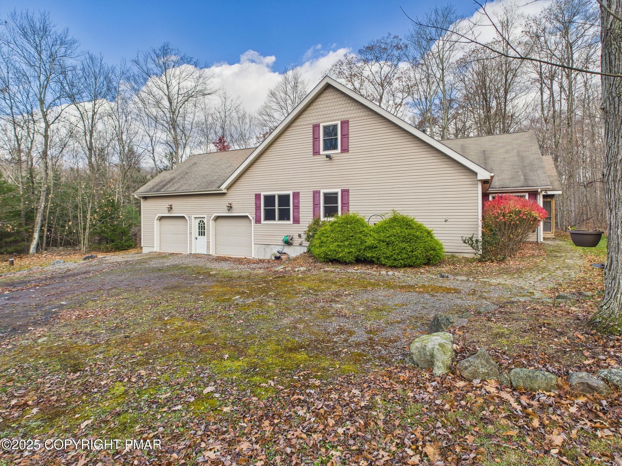 1286 Blackberry Road Pocono Lake, PA 18347 - Photo 2 of 52 CAM03442G0-PR0185-STILL002