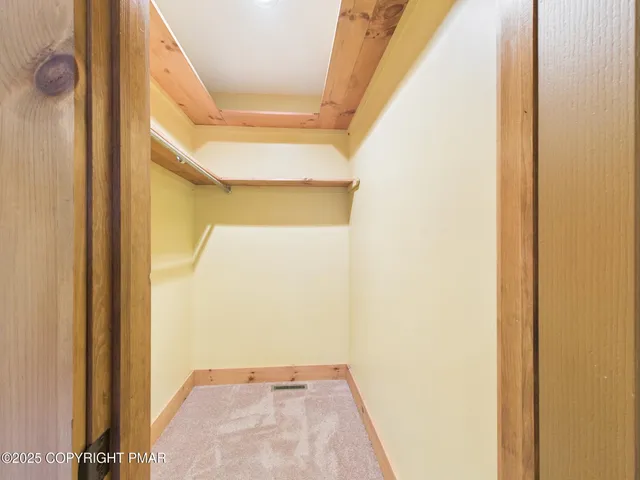 $449,999 | 1286 Blackberry Road, Pocono Lake, PA 18347