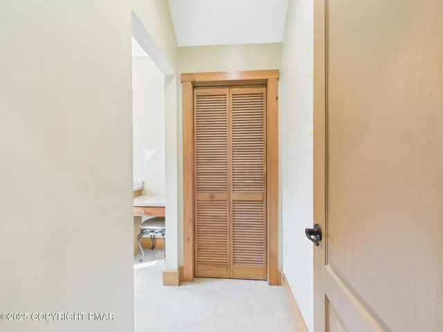 $449,999 | 1286 Blackberry Road, Pocono Lake, PA 18347