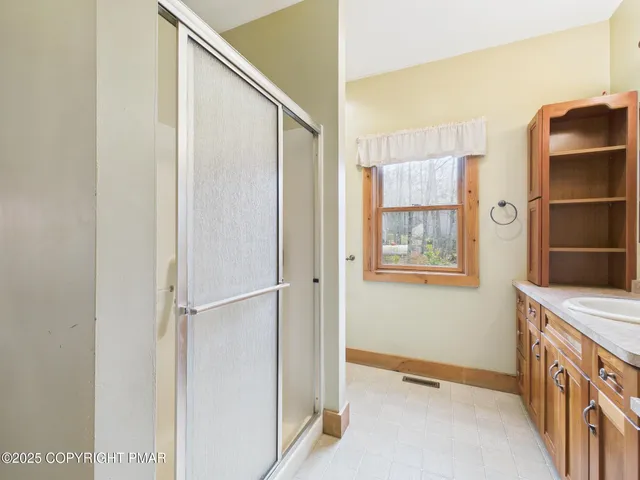 $449,999 | 1286 Blackberry Road, Pocono Lake, PA 18347