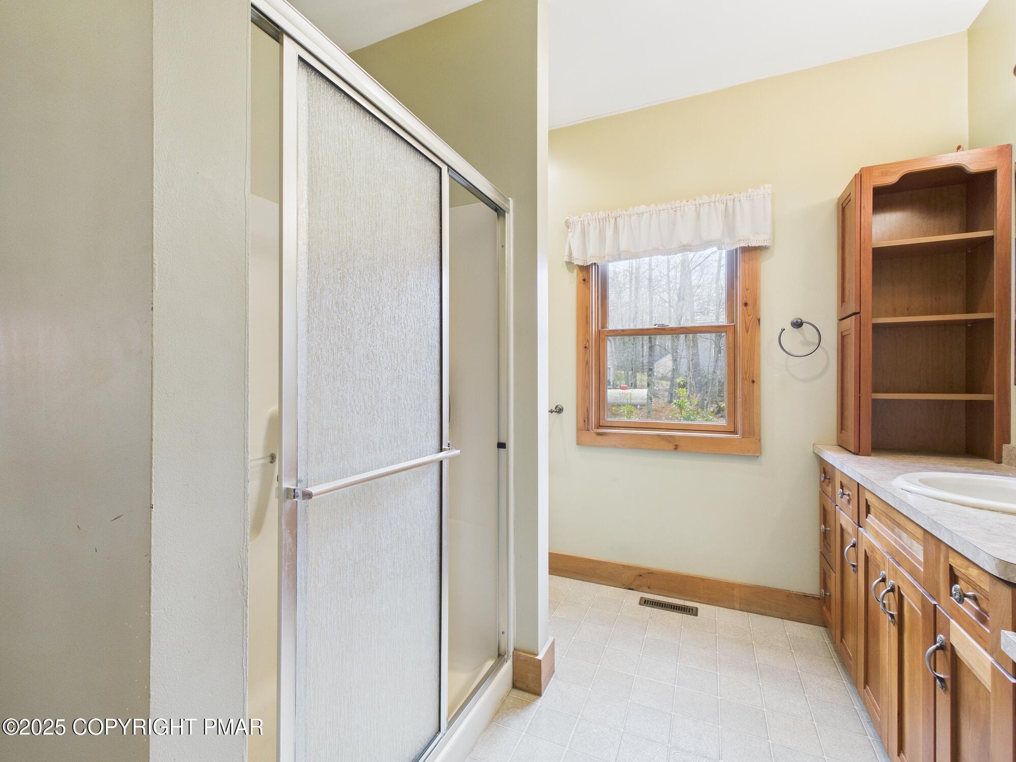 1286 Blackberry Road Pocono Lake, PA 18347 - Photo 39 of 52 PRIMARY BEDOOM BATH