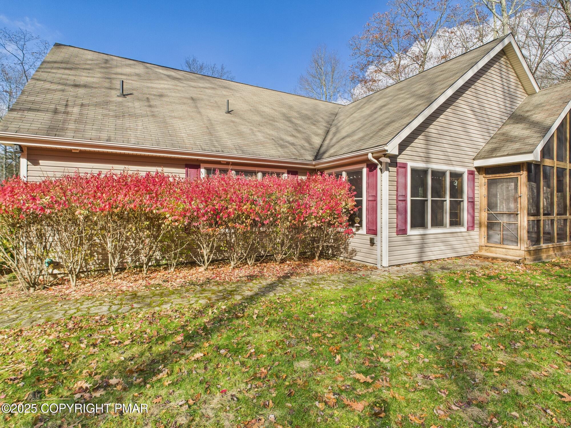 1286 Blackberry Road Pocono Lake, PA 18347 - Photo 6 of 52 BACK