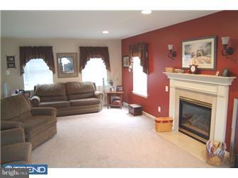 510 Meadow Ridge Drive Mickleton, NJ 08056 - Photo 7 of 12 Great Room