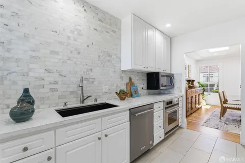 $1,095,000 | 2451 32nd Avenue, San Francisco, CA 94116