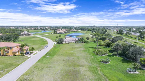 $199,000 | 120 Southeast Via Verona, Port St. Lucie, FL 34984