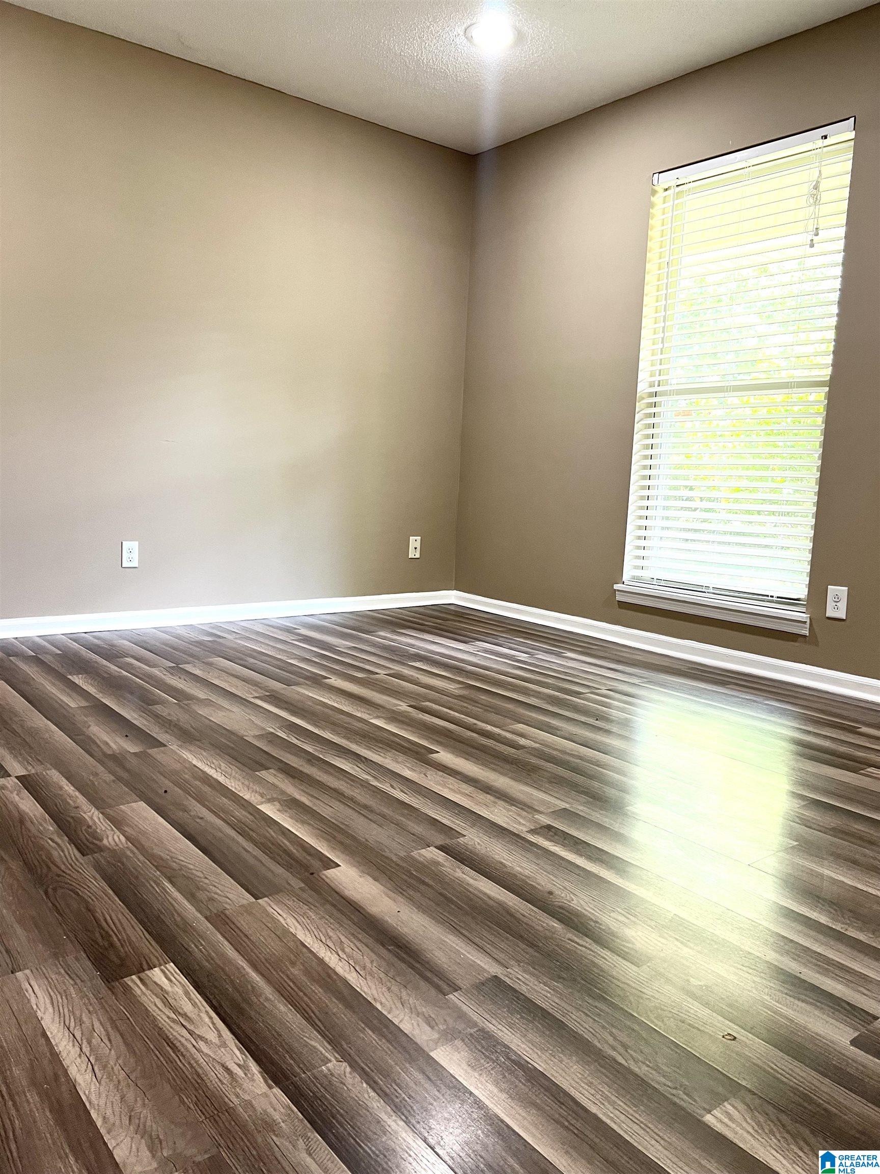 494 Sycamore Street Jemison, AL 35085 - Photo 8 of 16