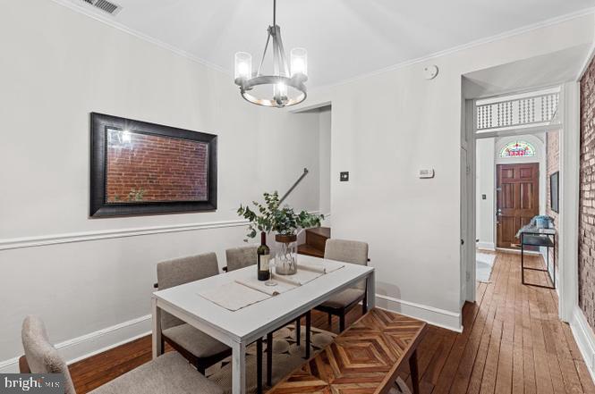 1444 Henry Street Baltimore, MD 21230 - Photo 4 of 18 Charming dining space with character.