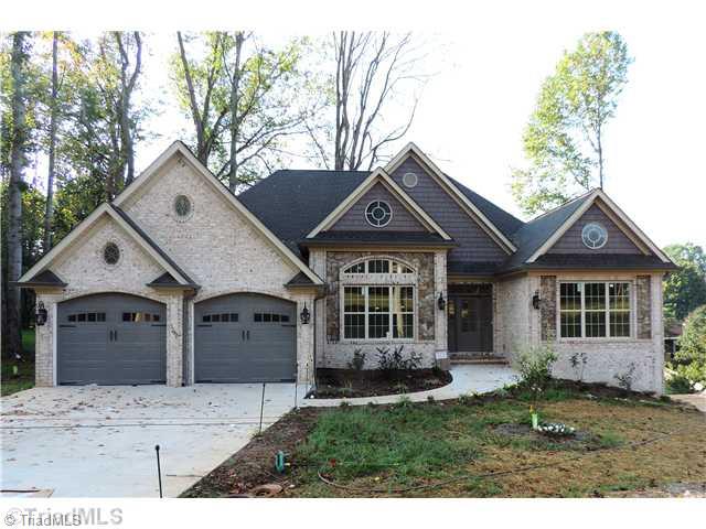 3262 Valley Road Winston-Salem, NC 27106 - Photo 1 of 15 Exterior Front.