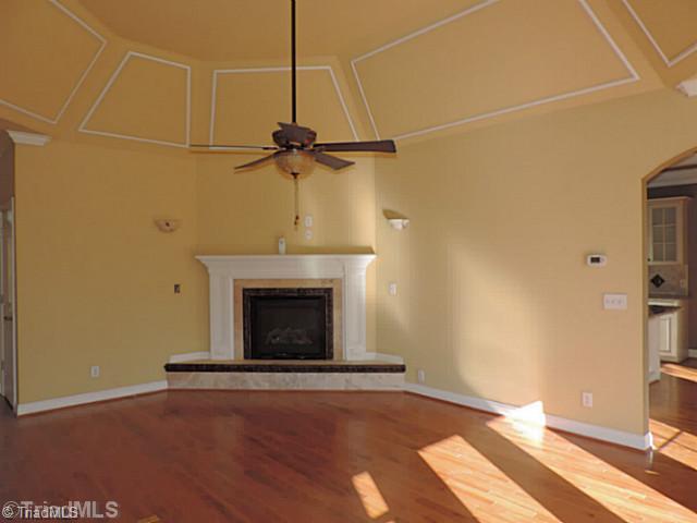 3262 Valley Road Winston-Salem, NC 27106 - Photo 5 of 15 Den/Family/Great Room.