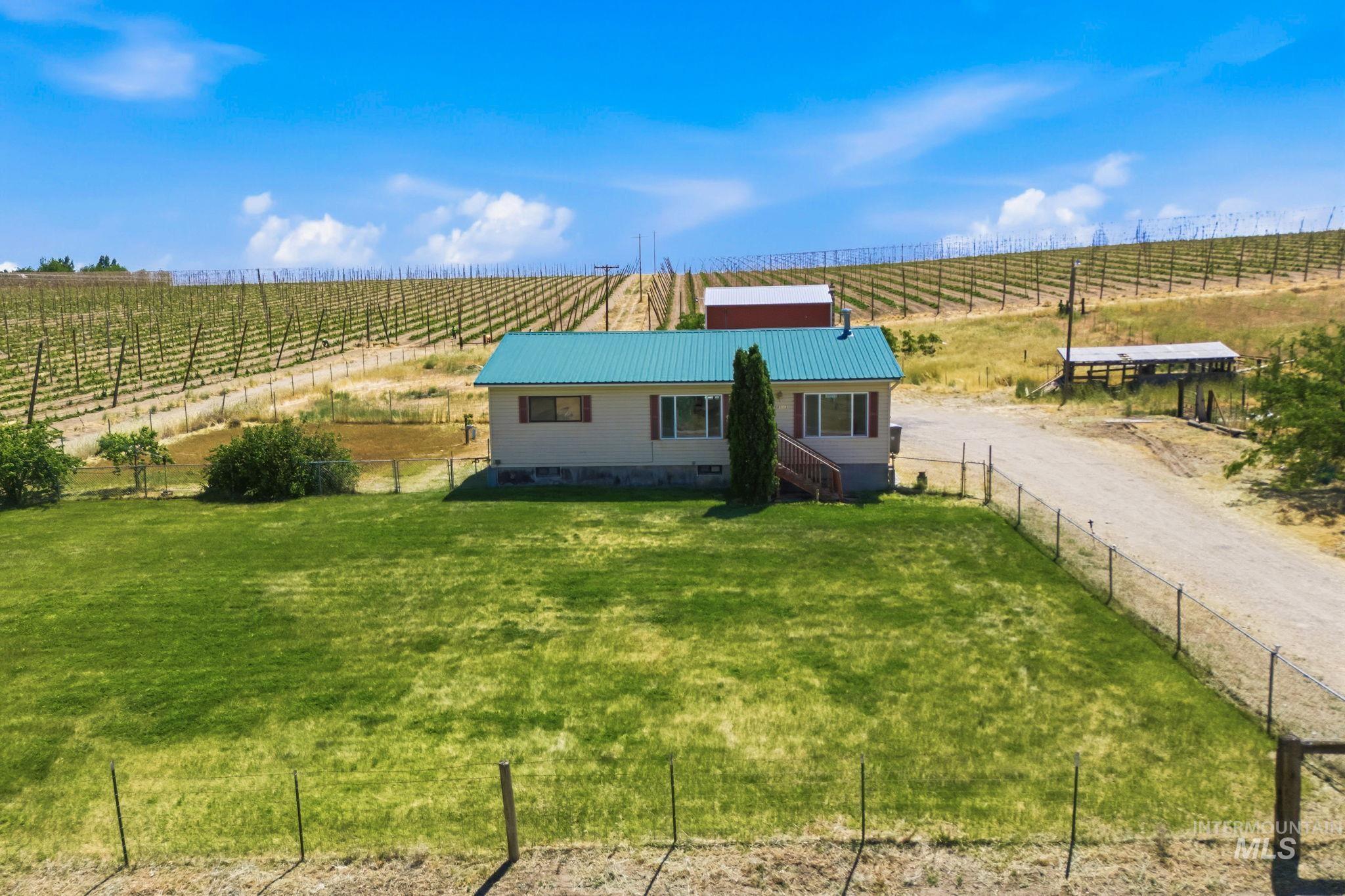 28643 Peckham Road Wilder, ID 83676 - Photo 4 of 50