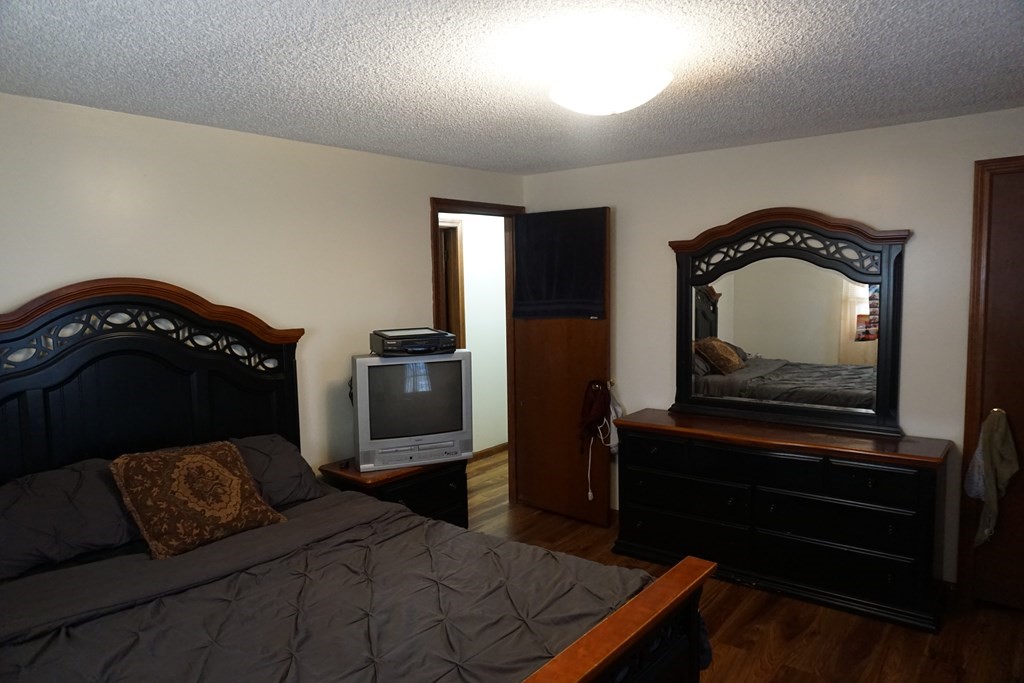 108-a&b Carr Street Springfield, MA 01118 - Photo 22 of 31 Gallery Image 22