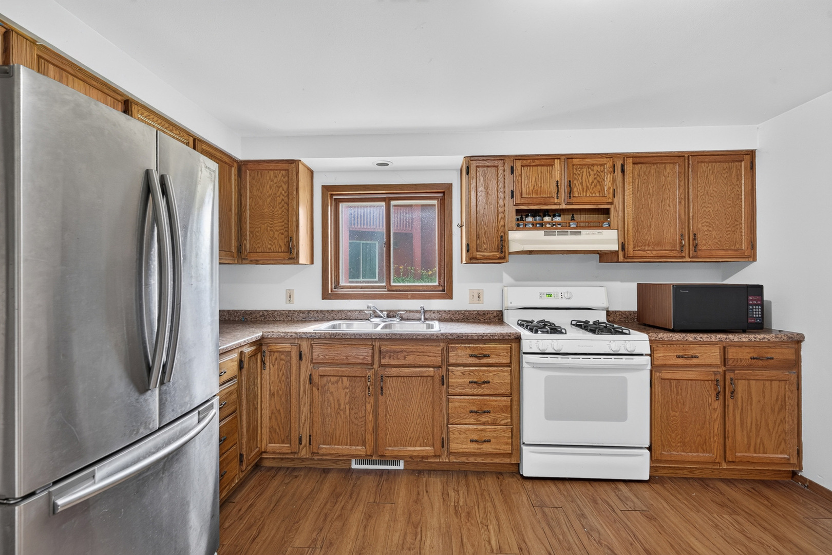 417-419 Jackson Street Genoa, IL 60135 - Photo 5 of 13