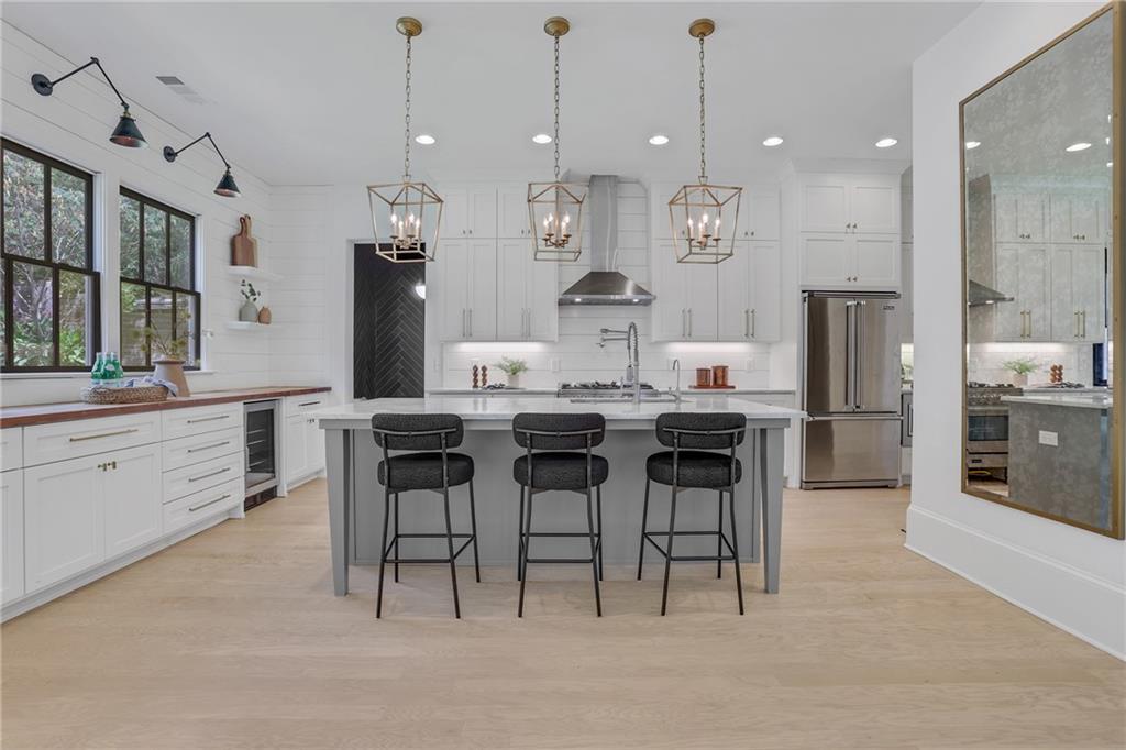 3534 Vanet Road Atlanta, GA 30341 - Photo 8 of 45 Gallery Image 8