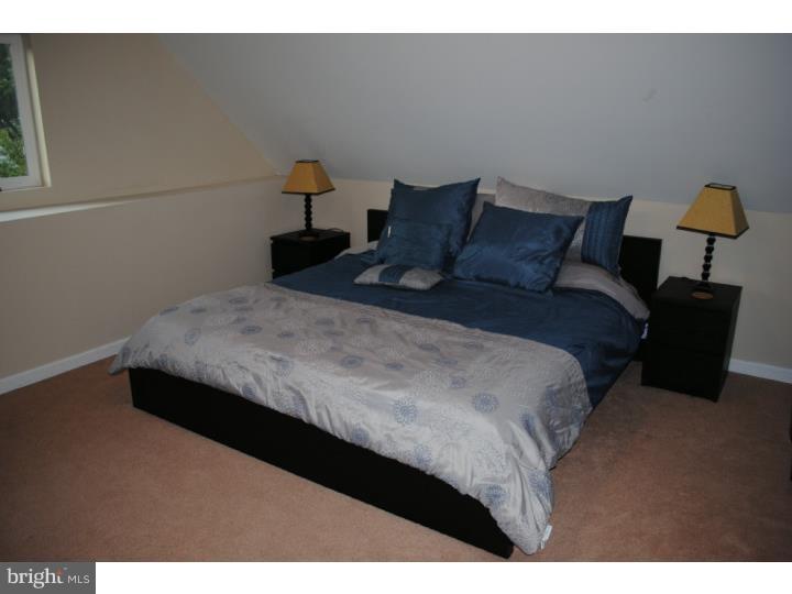 38 Iris Road Levittown, PA 19057 - Photo 17 of 25 Bedroom - Main