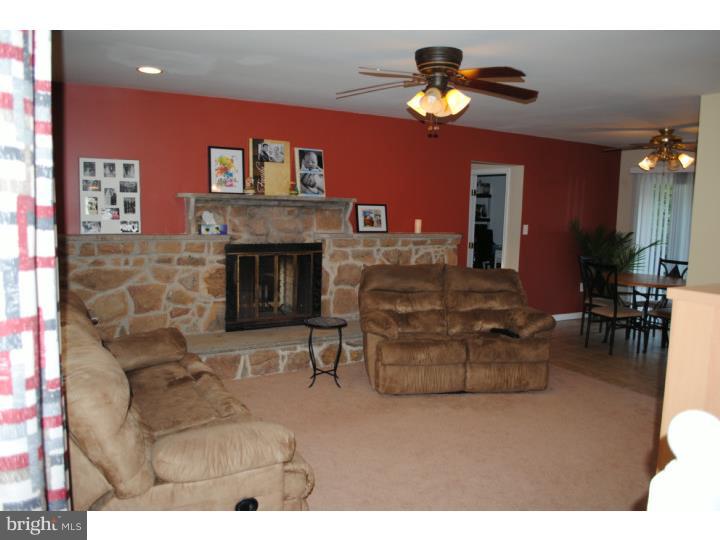 38 Iris Road Levittown, PA 19057 - Photo 3 of 25 Fireplace