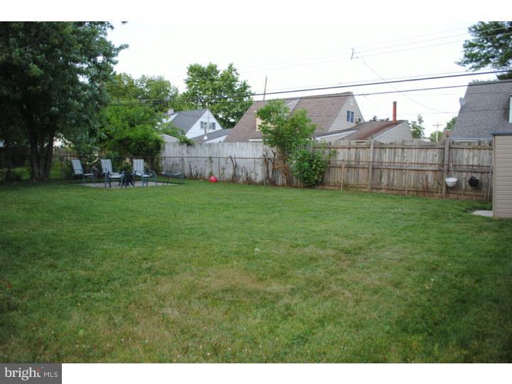 38 Iris Road Levittown, PA 19057 - Photo 24 of 25 Exterior Back